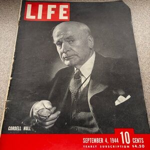 Vintage Collectable LIFE Magazine - 1944 - Cordell Hull on Cover